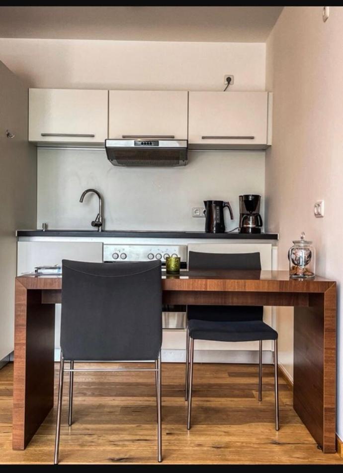 Zimmer - Modernes Apartment mit 45 qm. Straubing Extérieur photo
